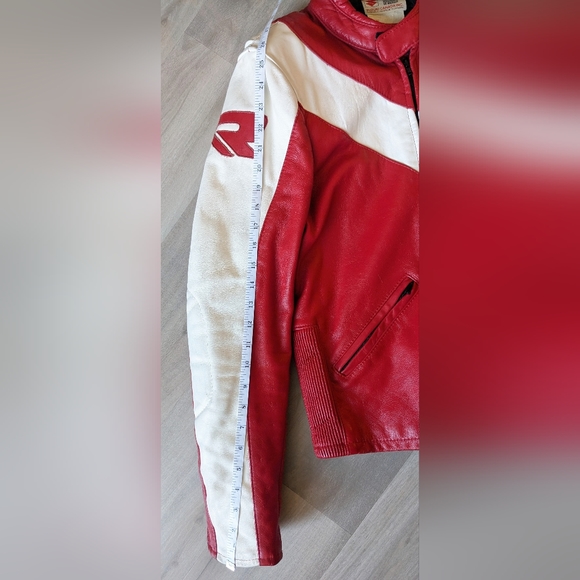Suzuki Leather Racing Jacket - Picture 6 of 7